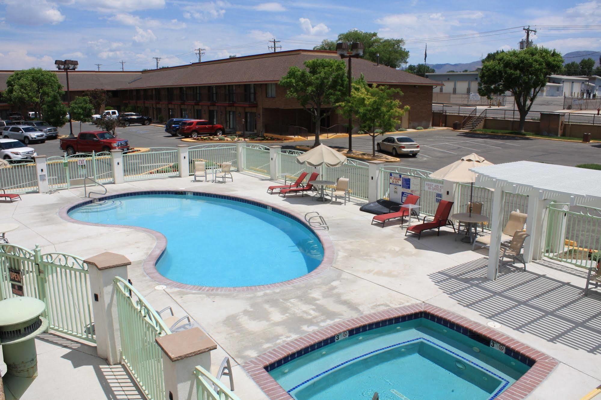 Winnemucca Inn & Casino Екстериор снимка