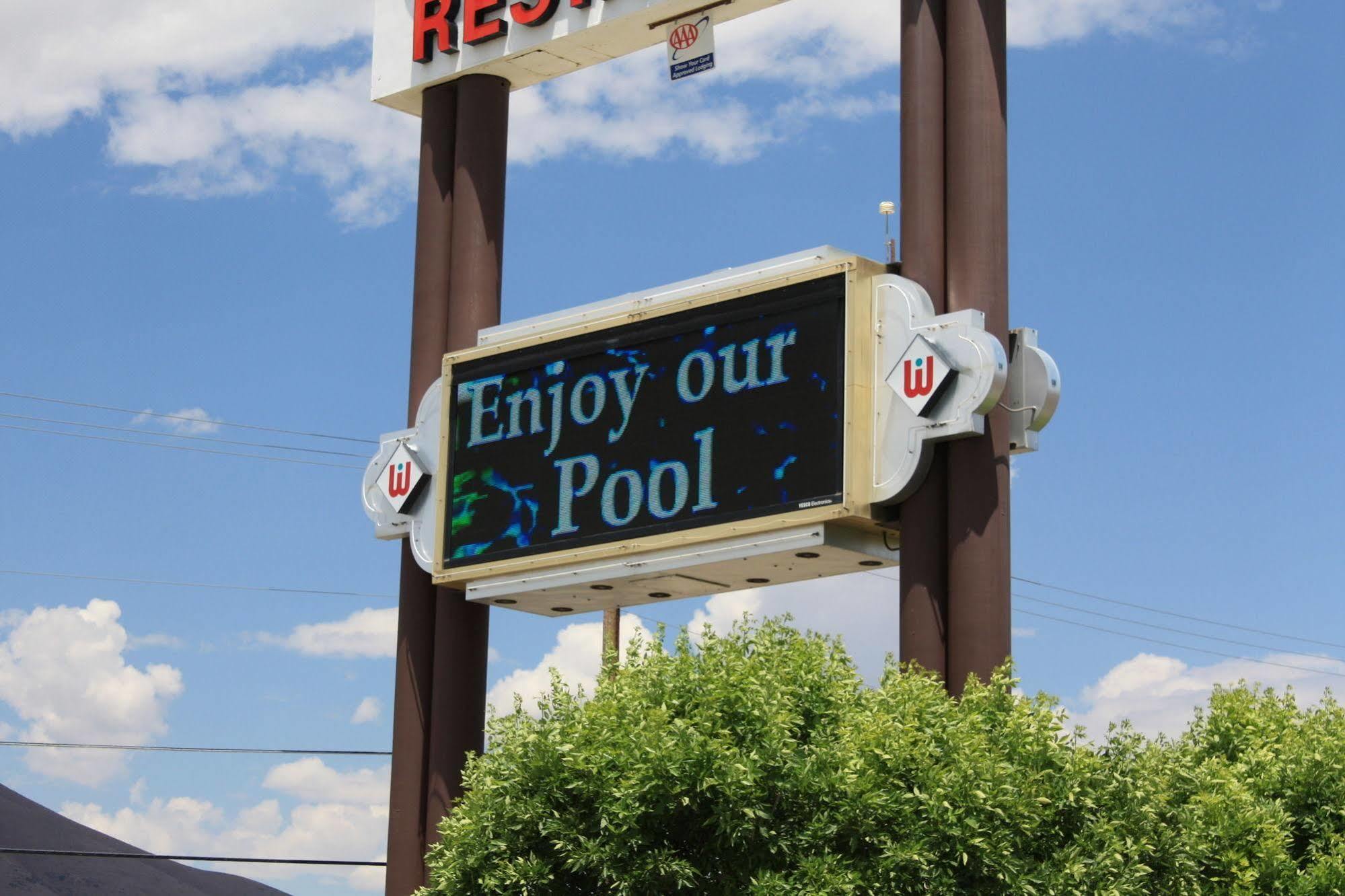 Winnemucca Inn & Casino Екстериор снимка